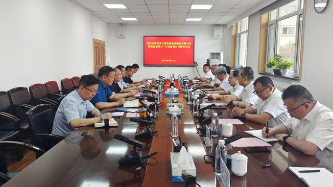 張佩峰一行赴新疆水電設計院、烏魯木齊縣委縣政府拜訪調研并與在疆企業座談交流