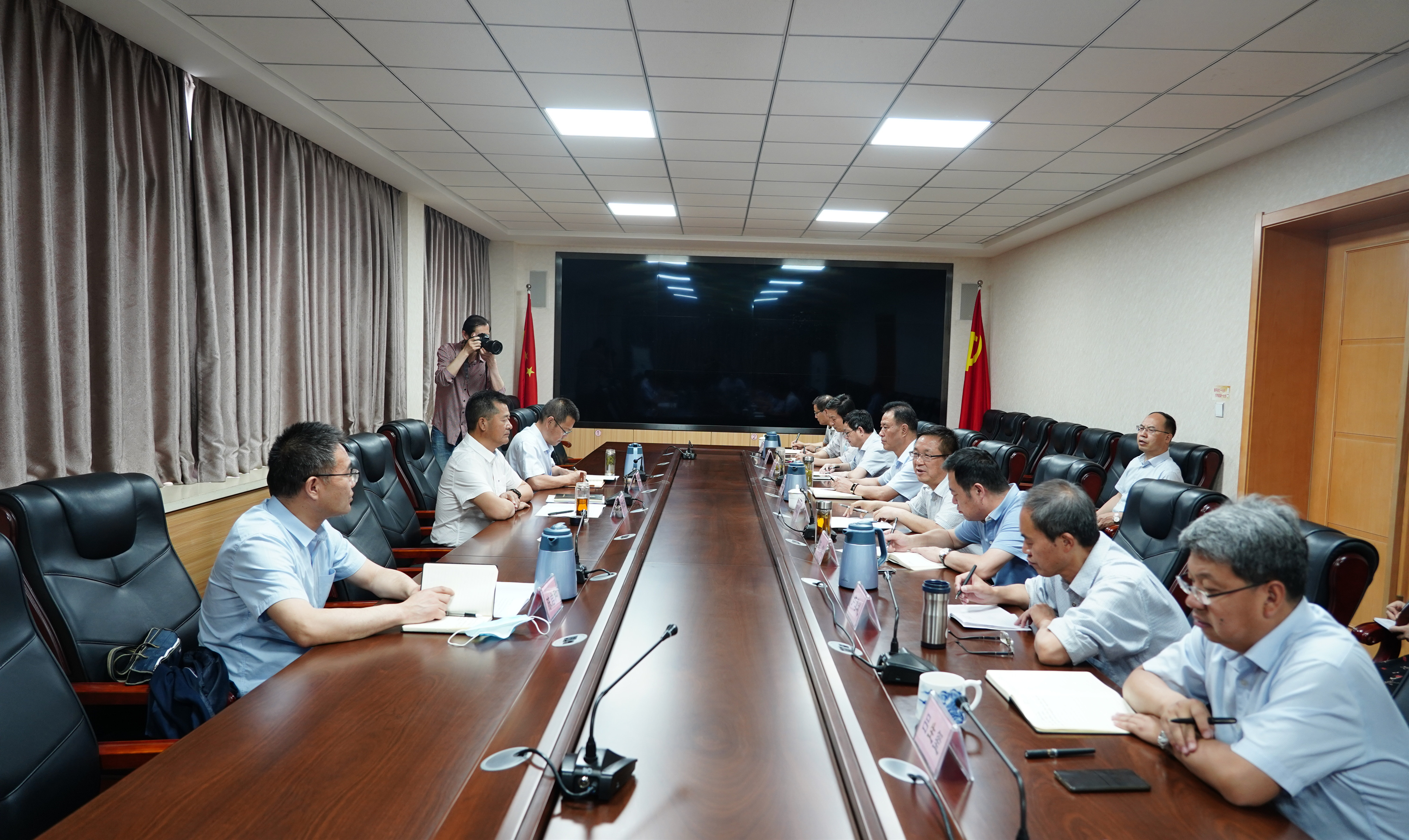 集團股份公司黨委書記、董事長宋忠慶調(diào)研水電設計院